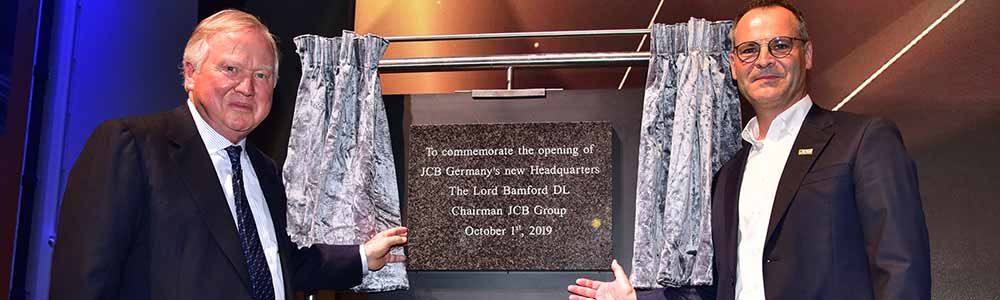 Lord Bamford inaugura oficialmente las nuevas instalaciones de JCB en Alemania