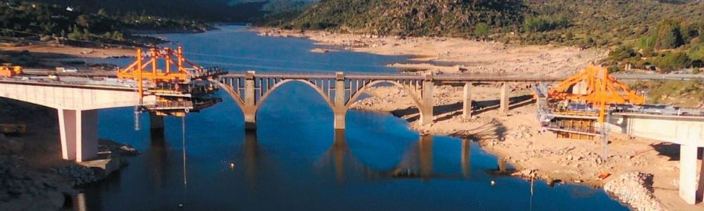 Aditivos de ENAH para puesta en obra de hormigón de altas prestaciones en puente de La Gaznata