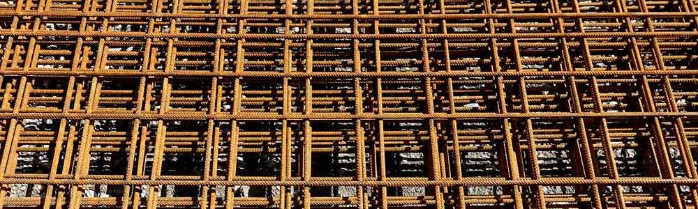 Refuerzo en vigas de acero