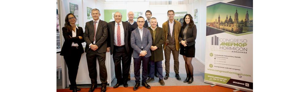 Representantes de ANEFHOP en la última edición de SMOPYC