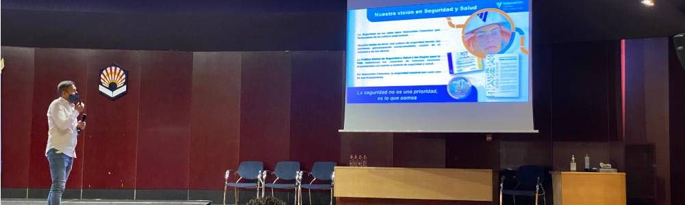 Cementos Cosmos presenta su estrategia de Seguridad y Salud en Córdoba ante expertos de toda España