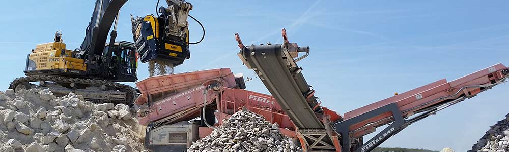 BF135.8 Volvo Cantera Basalto Francia