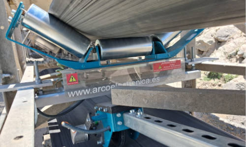 Sistema de pesaje en cinta transportadora de 650 mm.