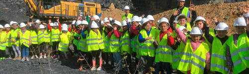 Escolares del colegio público de Arrigorriaga (Bizkaia) en Cantera de Cementos Rezola