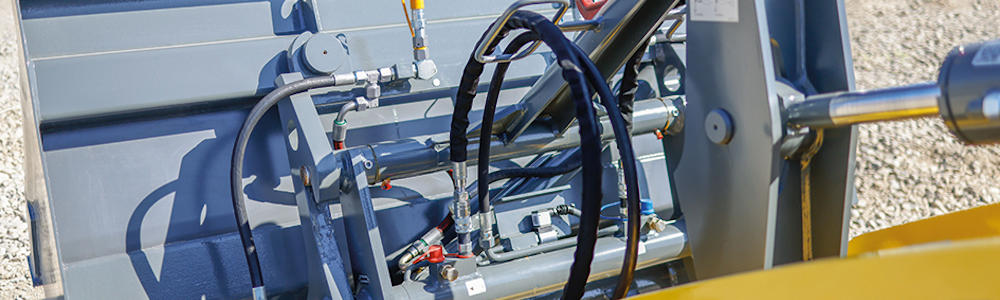 Sistema de acople rápido completamente hidráulico «Smart Attach» de Kramer