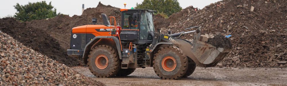 Cargadora sobre ruedas Develon