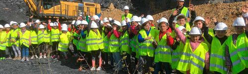 Escolares del colegio público de Arrigorriaga (Bizkaia) en Cantera de Cementos Rezola