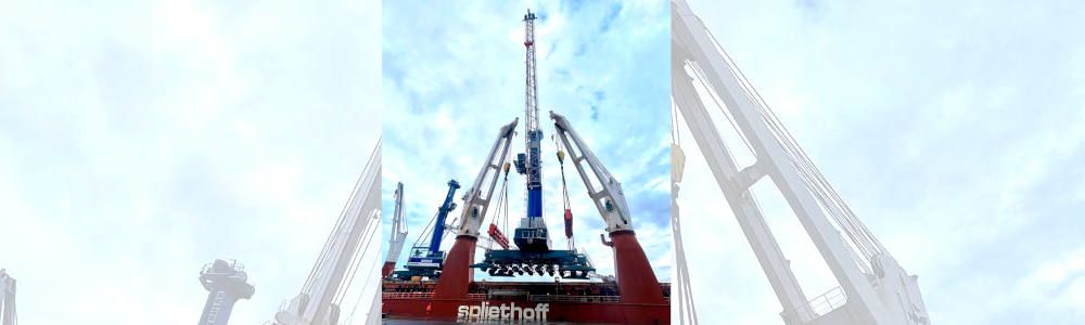 Grúa móvil portuaria Liebherr LHM 550 de Bergé en el puerto de Bilbao.