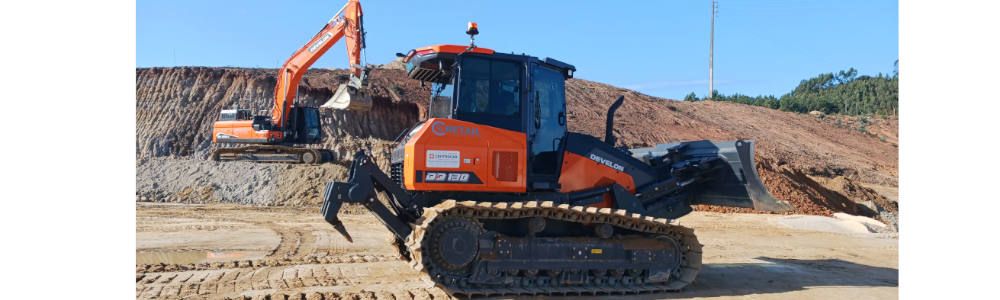 Dozer Develon DD130