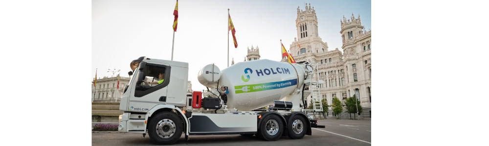 Hormigonera eléctrica circulando por Madrid de la mano de Holcim